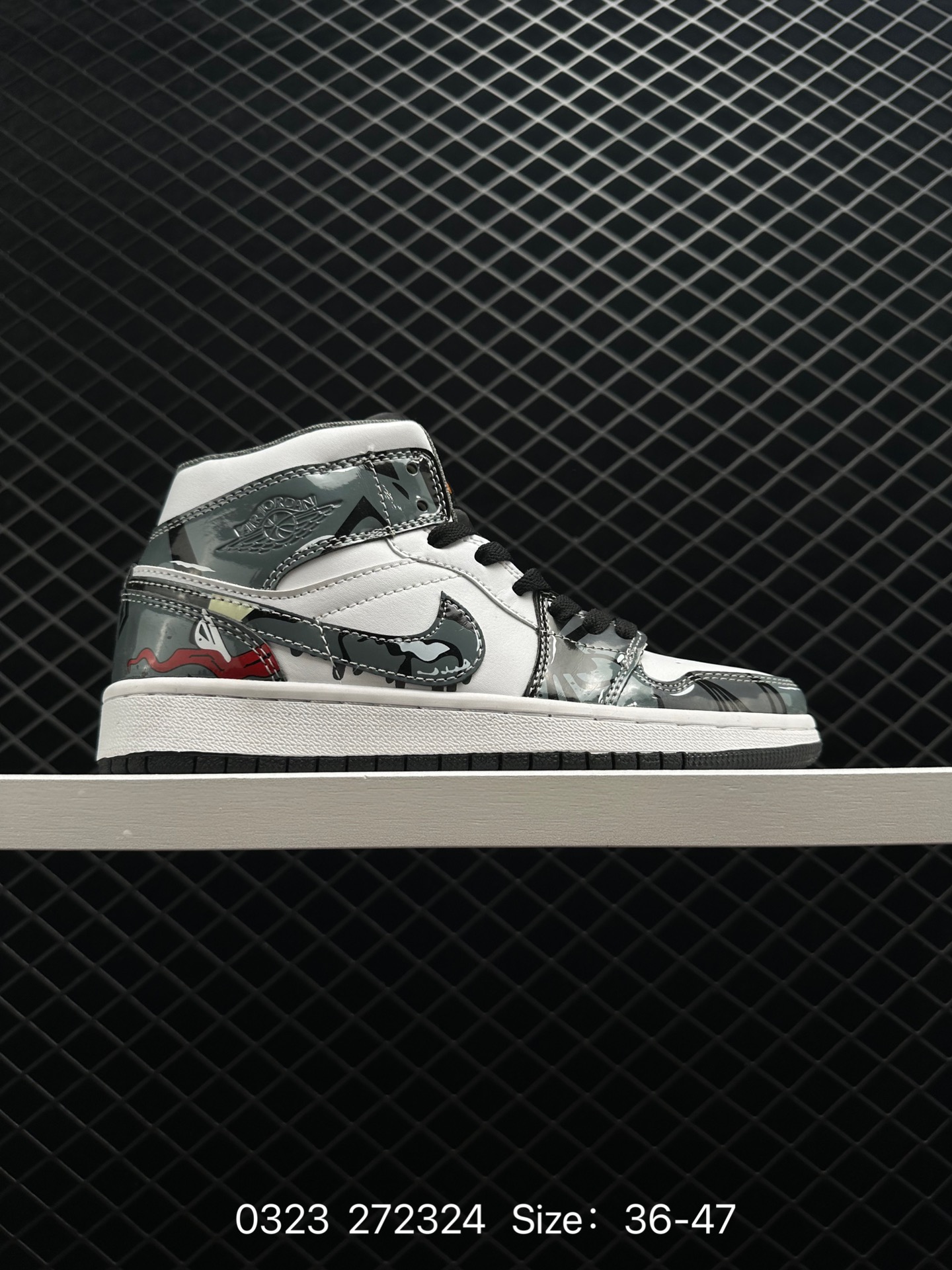 Air Jordan 1 Mid WMNS